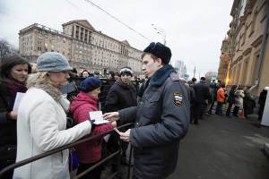 Россиянам рекомендуется поторопиться. С визами