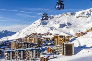 Названы лучшие горнолыжные курорты и отели мира 