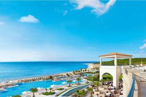 Пелопоннес в июне: All Inclusive, аквапарк и скидки до 25 %