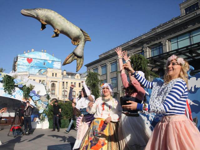 Отпуск, турагентство, В Москве началась «Рыбная неделя», Коломна В Москве началась «Рыбная неделя», Туристам Коломны, фестиваль стоит ли ехать Россия