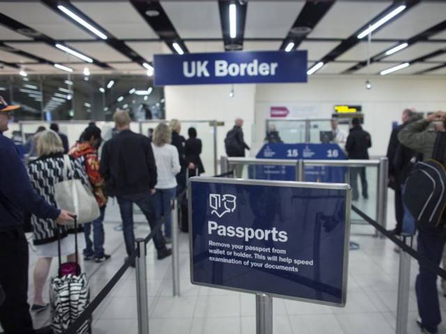 Отпуск, турагентство, Инновации в Лондоне: от регистрации до посадки, не сбавляя шага, Коломна Инновации в Лондоне: от регистрации до посадки, не сбавляя шага, Туристам Коломны, паспорт Отпуск Лондон аэропорт