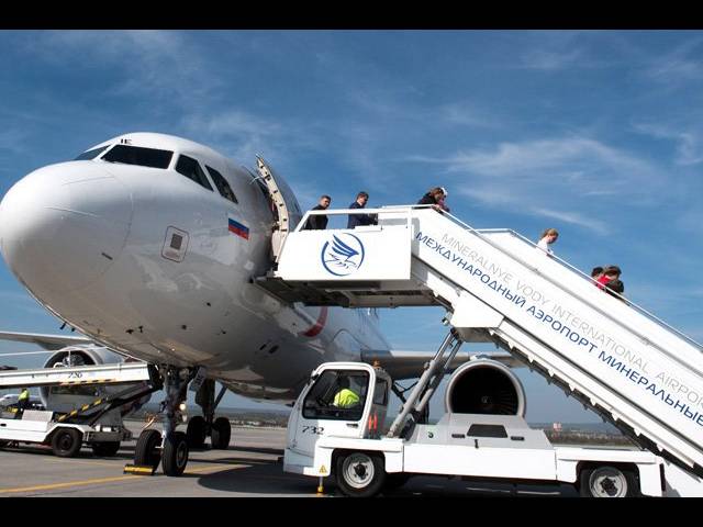 Отпуск, турагентство, Авиаперелеты внутри страны осенью подорожали на 26%, Коломна Авиаперелеты внутри страны осенью подорожали на 26%, Туристам Коломны, Черногория Сочи Россия Отпуск
