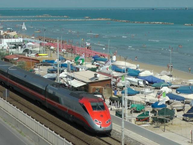 Отпуск, турагентство, Из Рима в Венецию теперь можно доехать меньше чем за 4 часа, Коломна Из Рима в Венецию теперь можно доехать меньше чем за 4 часа, Туристам Коломны, Отпуск Италия Венеция аэропорт