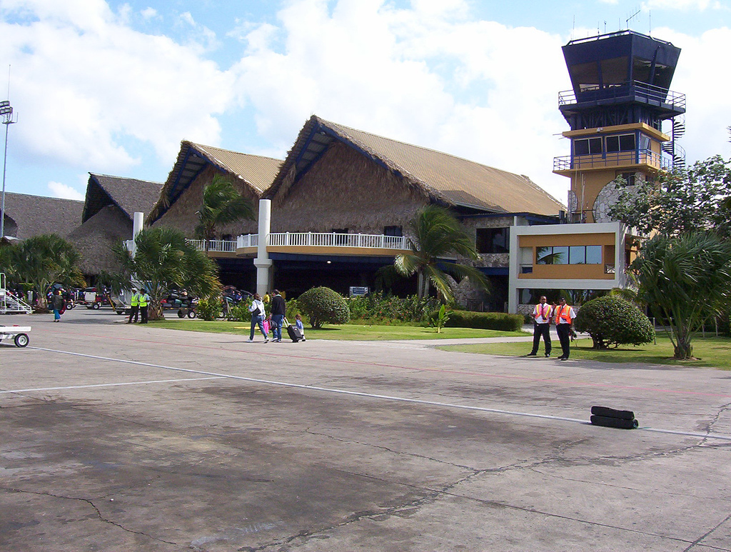 Как добраться из аэропорта в Пунта-Кану?