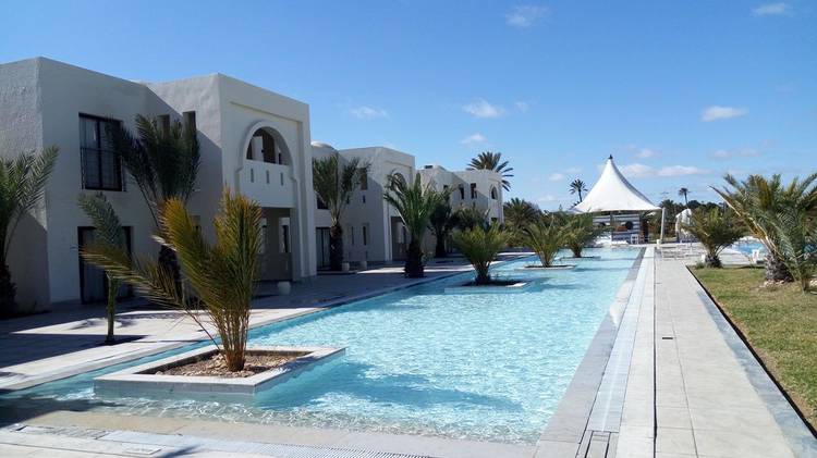 CESAR THALASSO & CONVENTION 4*