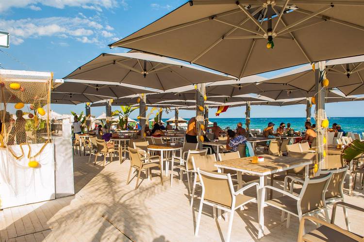 Пляж отеля COOEE PRESIDENT AQUAPARK & SPA RESORT 4*