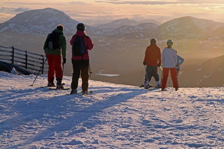 Рай для горнолыжников: где есть хороший снег в конце мая 2019 года