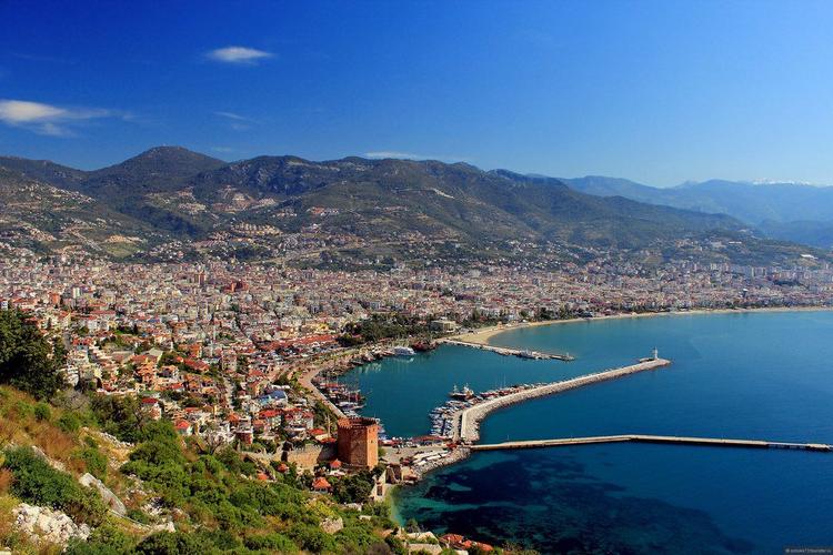 Сиде против Алании: какой курорт Турции выбрать этим летом 2019?