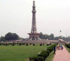 Minar e Pakistan. Телевышка в Лахоре