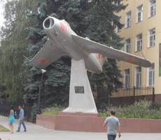 Монумент Самолёт