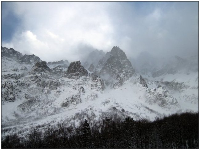 черекская теснина зима. цейское ущелье северная осетия. сказский ледник и гора монах. ингушетия гора цейлоам. 2 цей.