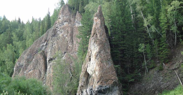  Замок и Шишок