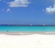 Пляж в Carlisle Bay