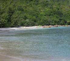 Бухта Anse Lazio