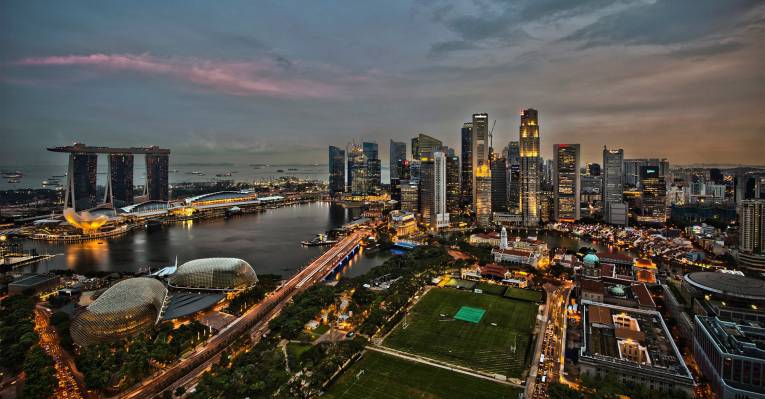  Сингапур