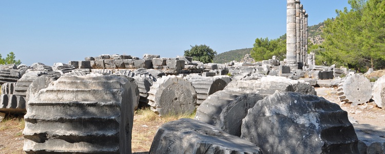Кушадасы