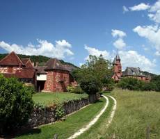 Collonges-la-Rouges
