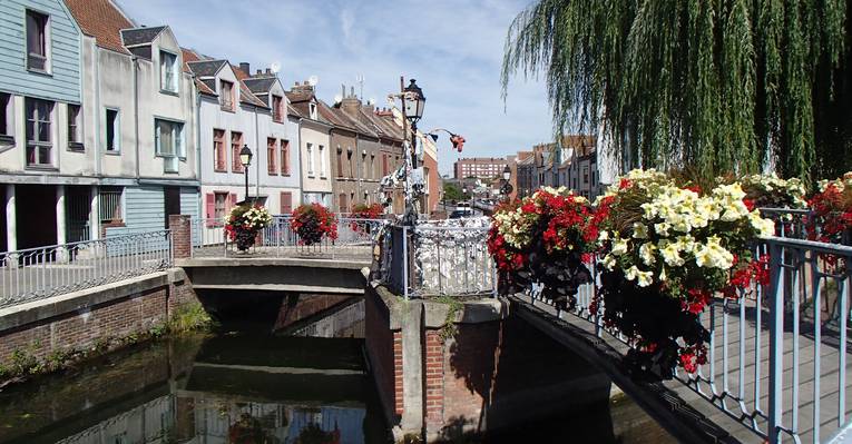  Амьен