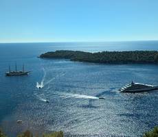 Море