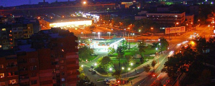 Ночной Бургас.