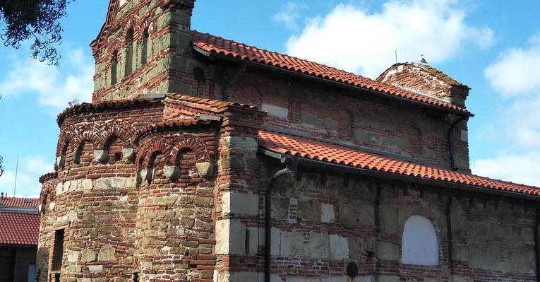  Храм 12 века в Несебре