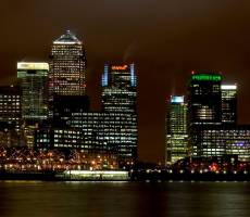 Canary Wharf - когда-то доки, а ныне деловой центр