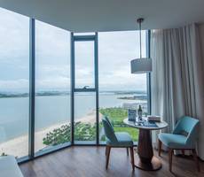 A La Carte Ha Long Bay