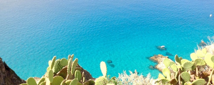 Море