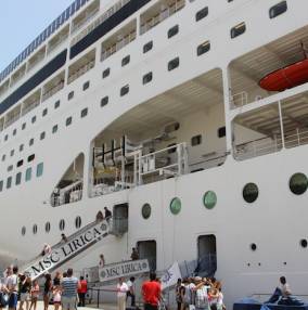 MSC Lirica