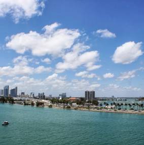 Carnival Glory