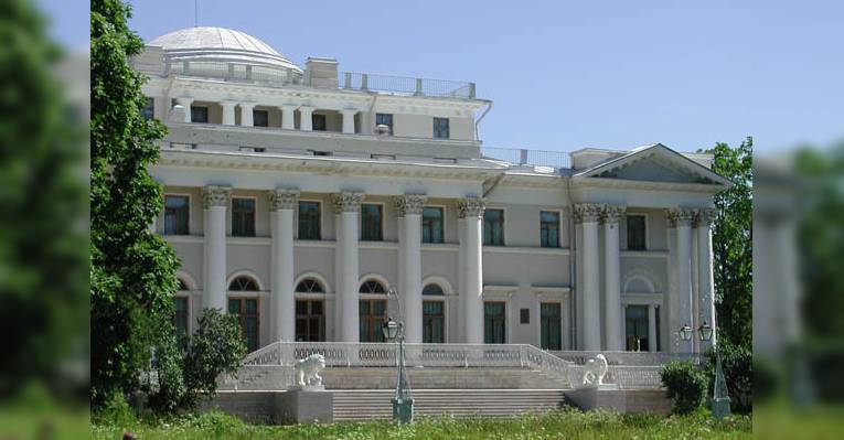 Елагиноостровский дворец-музей