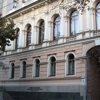 Музей западного и восточного искусства