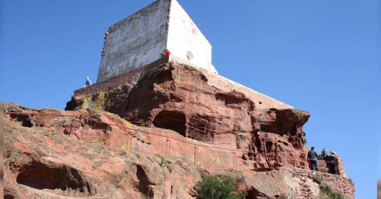 Cвятилище  Mare de Deu de la Roca