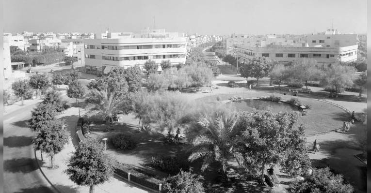 Dizengoff Square