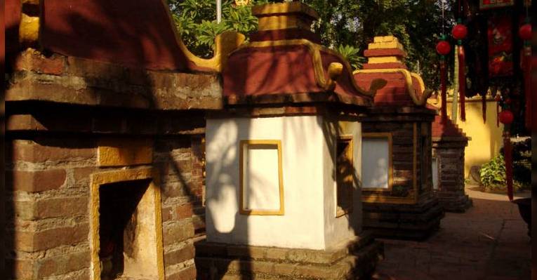 Tay Ho Pagoda