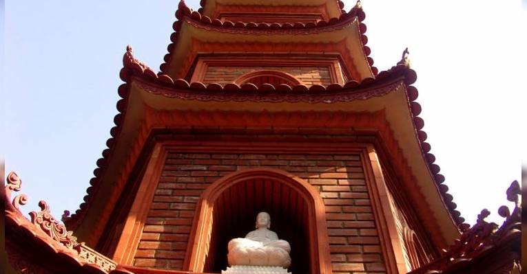 Tay Ho Pagoda