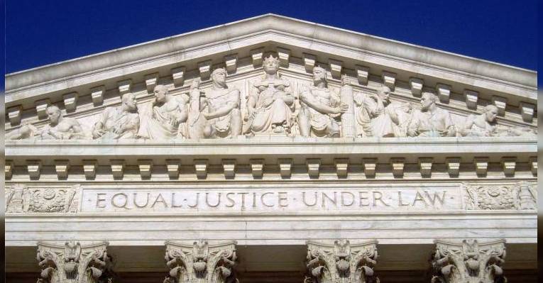 Здание Верховного суда США. Вашингтон