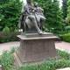 Gallaudet University. Памятник Томасу и Элис