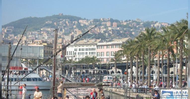 Центральный порт в Генуе