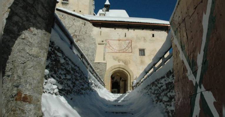 Замок Маутерндорф