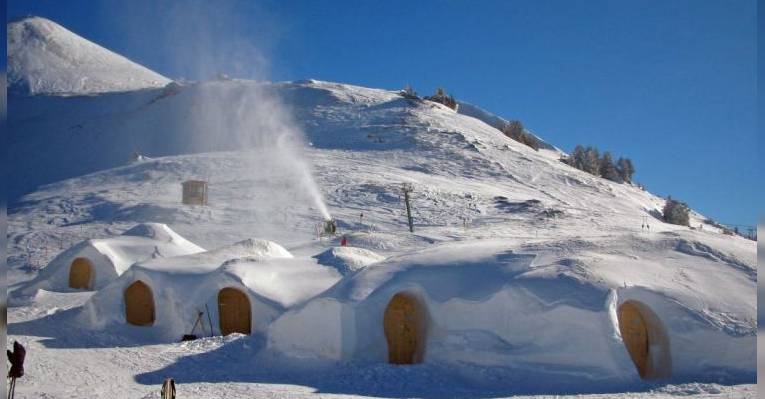 Архитектурный ансамбль White Lounge