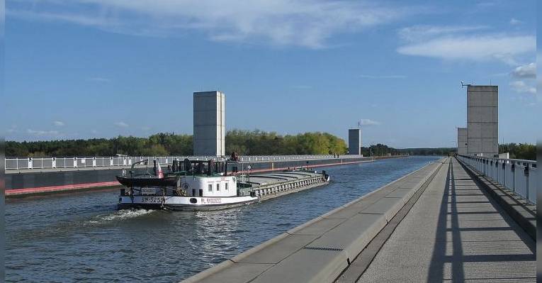Магдебургский водный мост