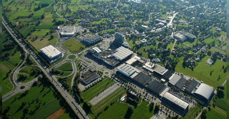 Торговый центр Einkaufszentrum Messepark