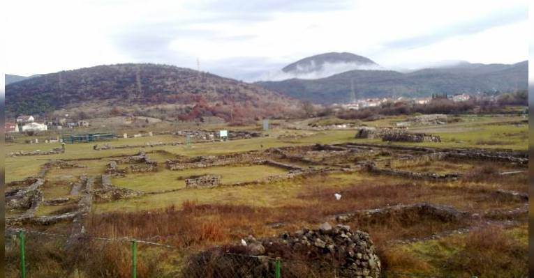 Древний город Дукля