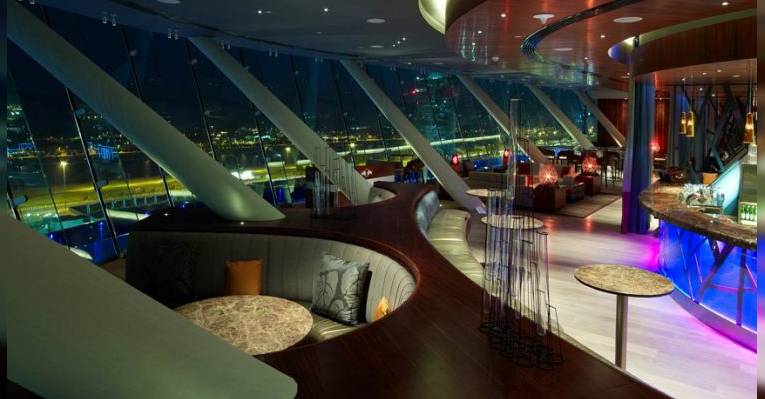 Бар Relax@12 Rooftop Bar