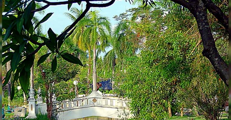 Парк Suan Buak Haad