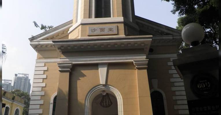 Вход в Храм