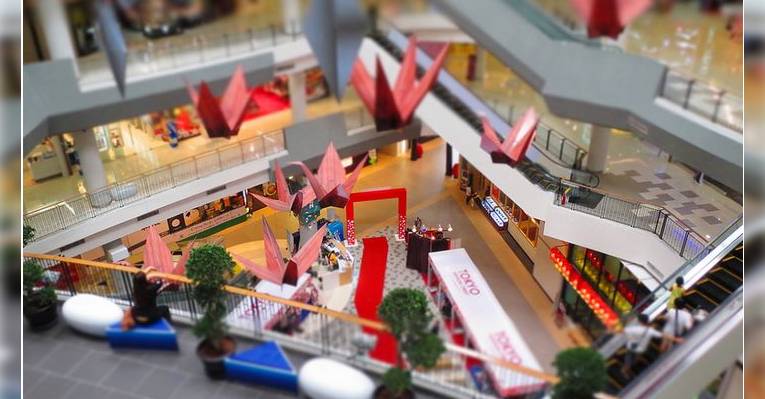 Торговый центр Gateway Ekamai Mall