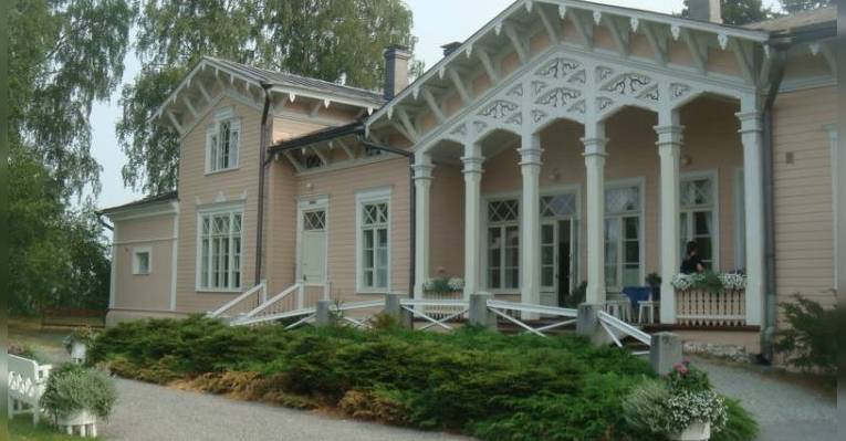 Museum-Estate Kenkyavero