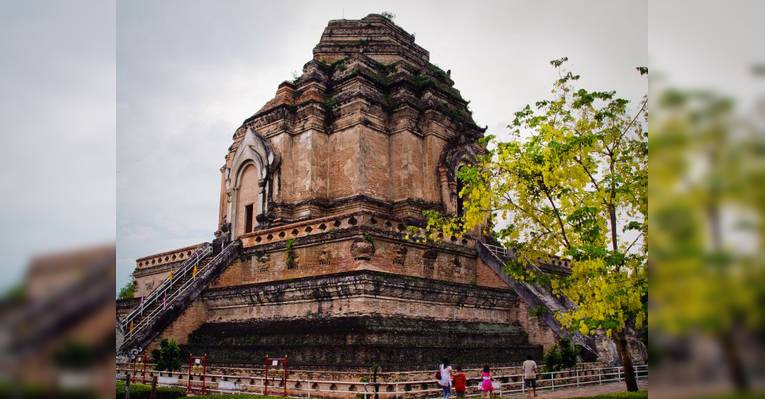 Храм Wat Chedi Luang